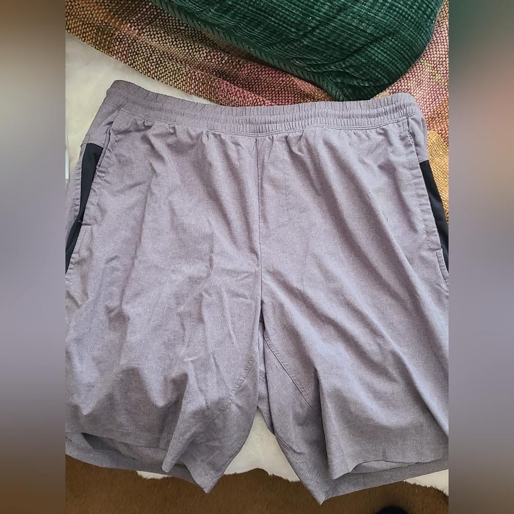 Men's Athletic Shorts W/front/back Pocket, Elastic Waist, Drawstring, SideStripe